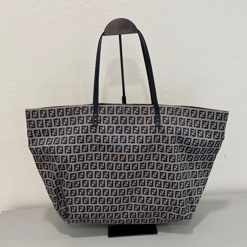 Fendi Zucca FF Monogram Canvas Tote in Black and Gray - Picture 3 of 6